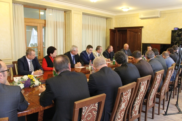 Сегодня в Закарпатском областном совете состоялось совещание с представителями органов местного самоуправления.