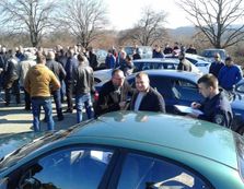 Закарпатские "пересічники" покупают друг...