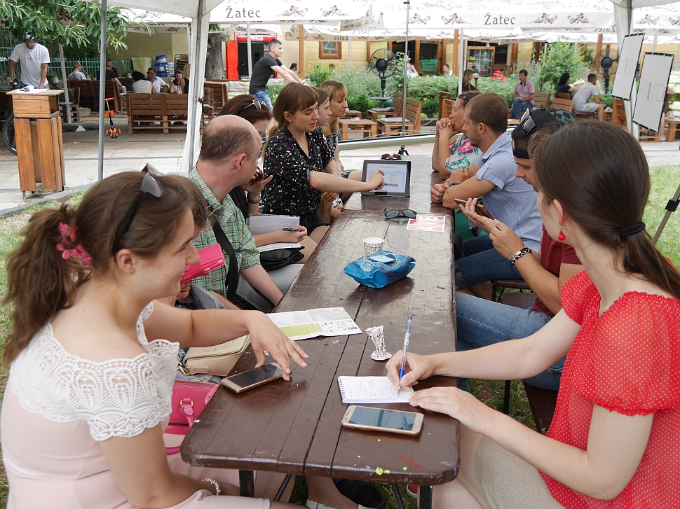 Панельна дискусія як ефективно вивчати іноземну мову через якісне планування часу – відбулася сьогодні на «Майстерні міста» в Ужгороді.
