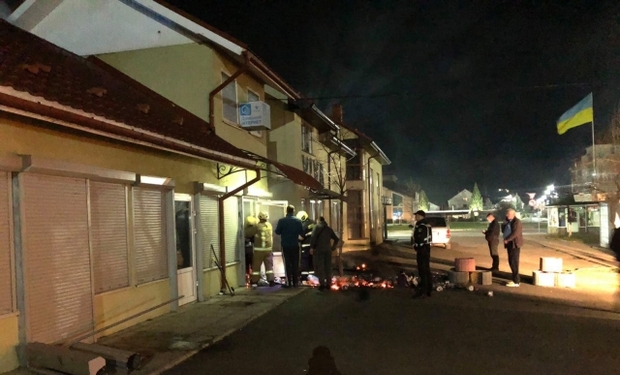 Пожар произошел сегодня ночью в микрорайоне Росвигово в Мукачево.