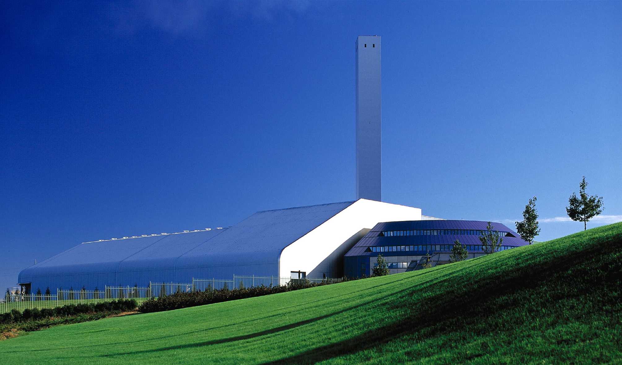 Компанія «Waste to energy corp» має намір збудувати на Закарпатті сміттєпереробний завод, проект готовий профінансувати фонд зі США. 