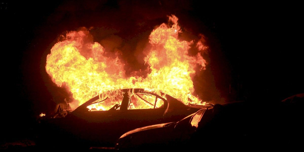 Вчера, 21 июня, утром в областном центре Закарпатья горела BMW 318i. 

