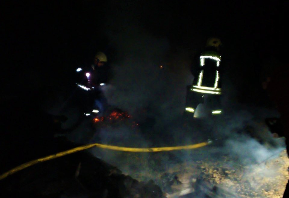 10 січня о 22:54 до Служби порятунку надійшло повідомлення про пожежу, яка виникла на території приватного обійстя в с. Люта Ужгородського району.