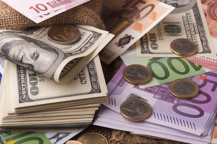 Курс валют на 12 липня: як змінився долар, євро та злотий