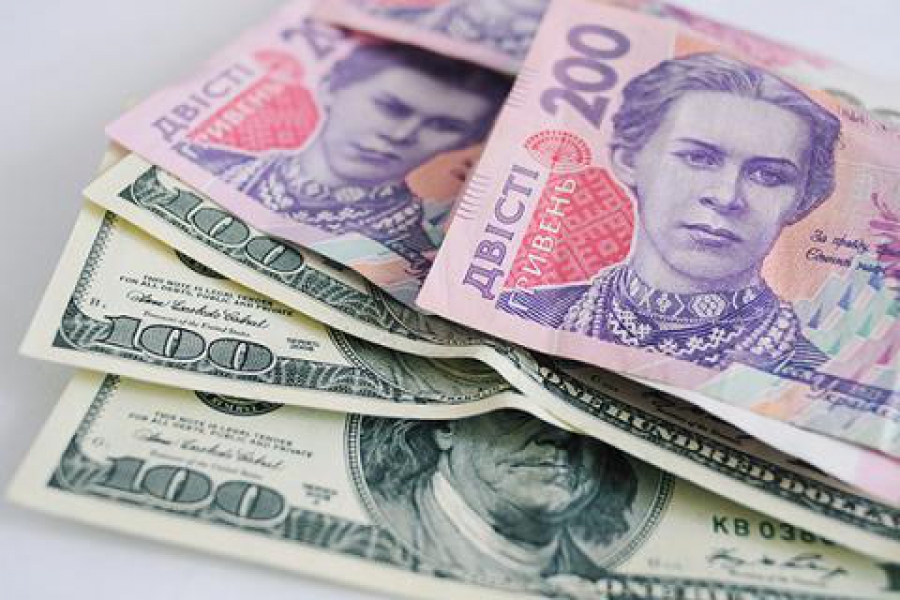 В четверг, 21 января, НБУ немного поднял курс гривны относительно мировых валют.