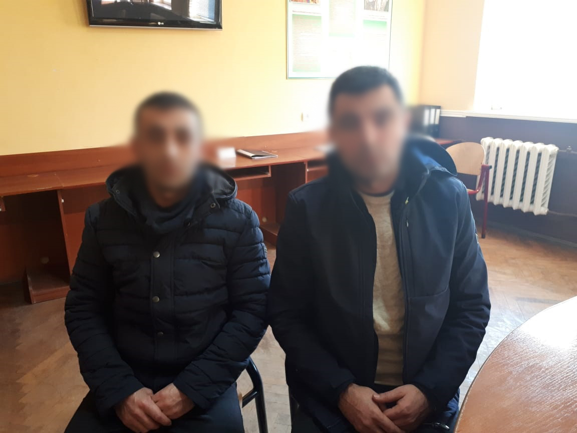 Порушників, які намагалися уникнути паспортного контролю, затримали сьогодні вранці прикордонники Мукачівського загону. 