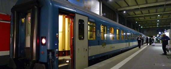 Укрзалізниця назвала вартість квитків на потяги до Європи