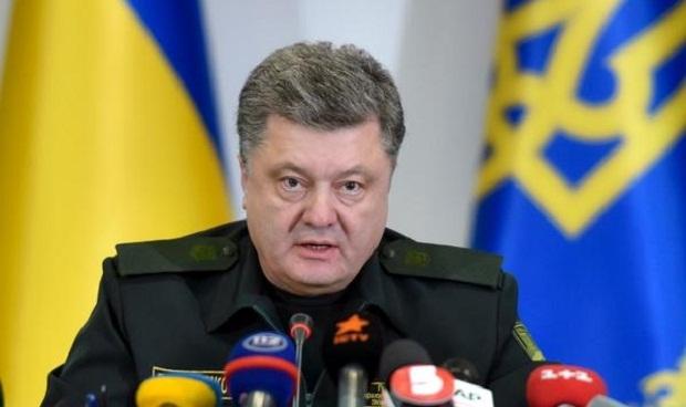 Порошенко пообіцяв 850 мільйонів на будівництво фортифікаційних споруд на Донбасі