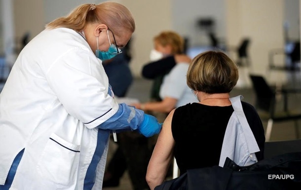 В течение дня меньше всего инъекций было сделано в Черниговской области. С начала кампании вакцинации в Украине было вакцинировано 334 578 человек.