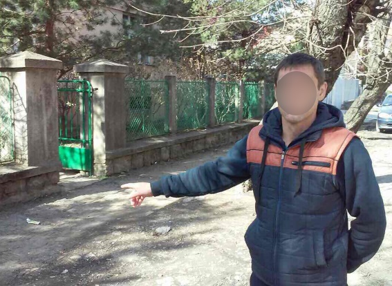 45-річний ужгородець у листопаді минулого року був затриманий неподалік українсько-словацького кордону разом із трьома нелегалами.