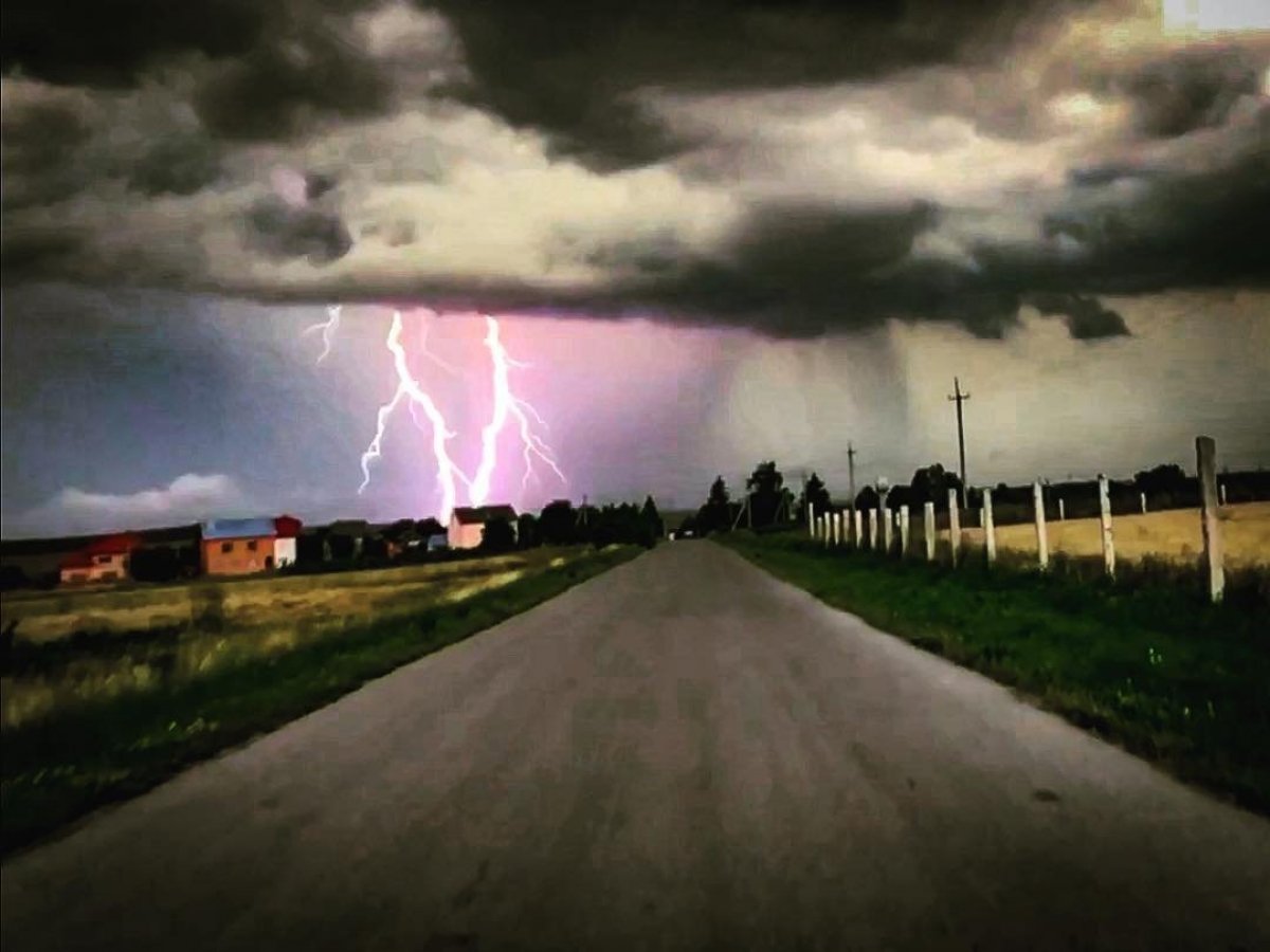 Закарпатський обласний центр з гідрометеорології оприлюднив штормове попередження