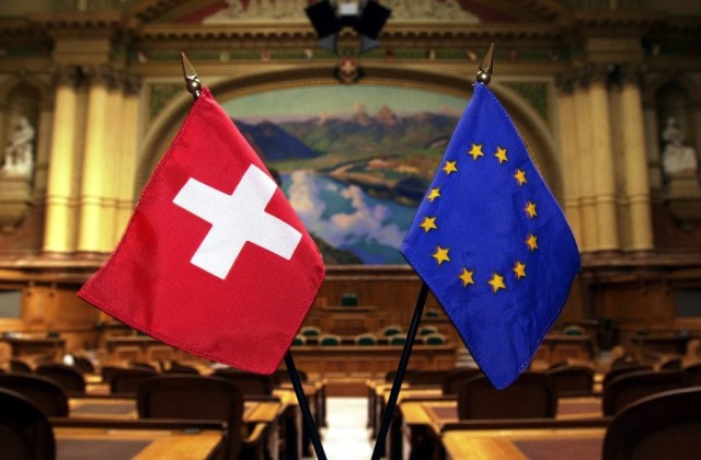 Брюссель хоче замінити більше 100 двосторонніх угод зі Швейцарією.
