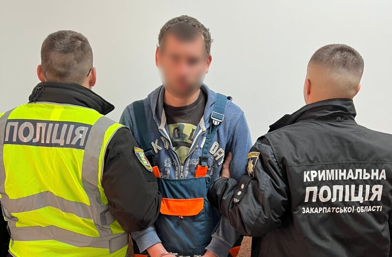 Співробітники відділення поліції у Виноградові розкрили незаконне заволодіння автомобілем «ВАЗ 2107», що сталося в селі Олешник Берегівського району. 