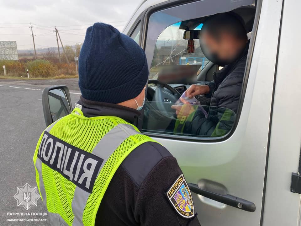 За предыдущую неделю, с 1 по 7 ноября, закарпатские патрули выявили 32 нарушения ПДД со стороны водителей маршрутных транспортных средств.