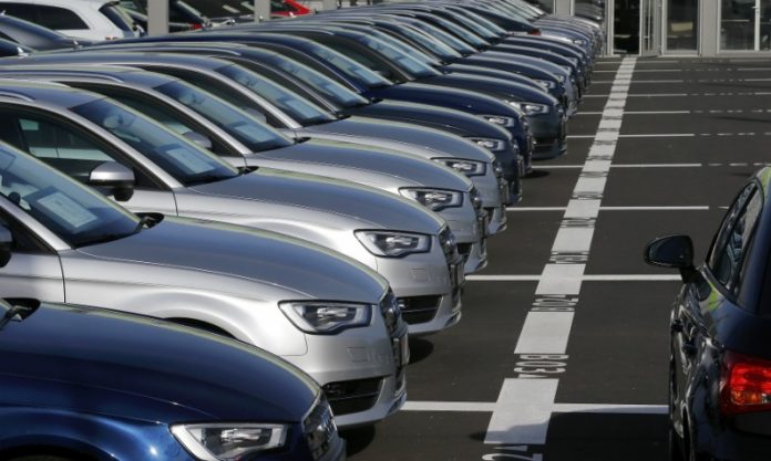 Нові правила розмитнення автомобілів, які вступили в дію 25 листопада 2018 року разом із законом №8487, торкнулися і нових машин.