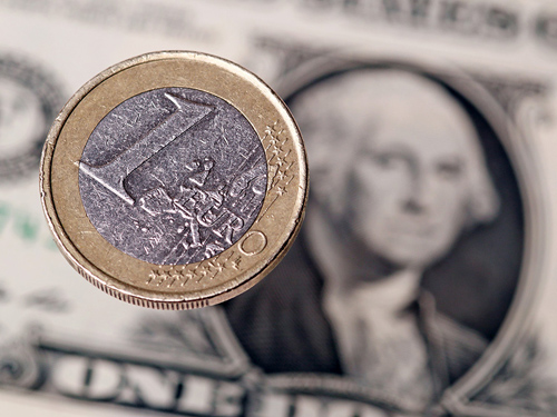 курс валют 10 січня: Долар, євро та російський рубль подорожчали