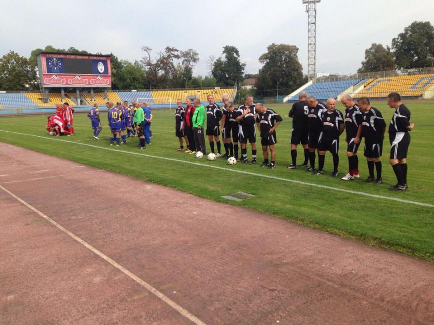 Сегодня в Ужгороде состоялся первый чемпионат Украины по футболу среди ветеранов (возрастная категория 60 лет и выше).