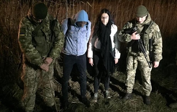 Двадцатилетний украинец подвел свою несовершеннолетнюю возлюбленную из Польши пересечь границу тайком.
