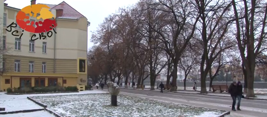 В Ужгороде готовят новогодне-рождественская ярмарка