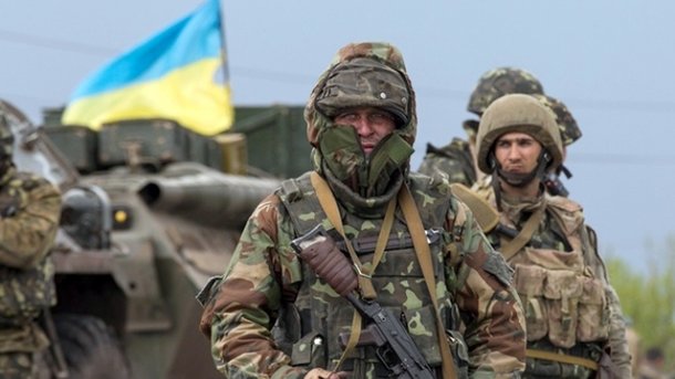 Как отмечается, трое военнослужащих Вооруженных Сил Украины получили ранения.