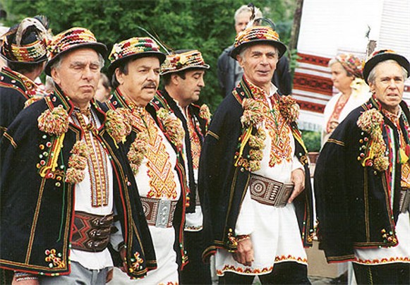 Фестиваль відбудеться 11 жовтня 2015 року в селі Тур’я-Ремета, що на Перечинщині.