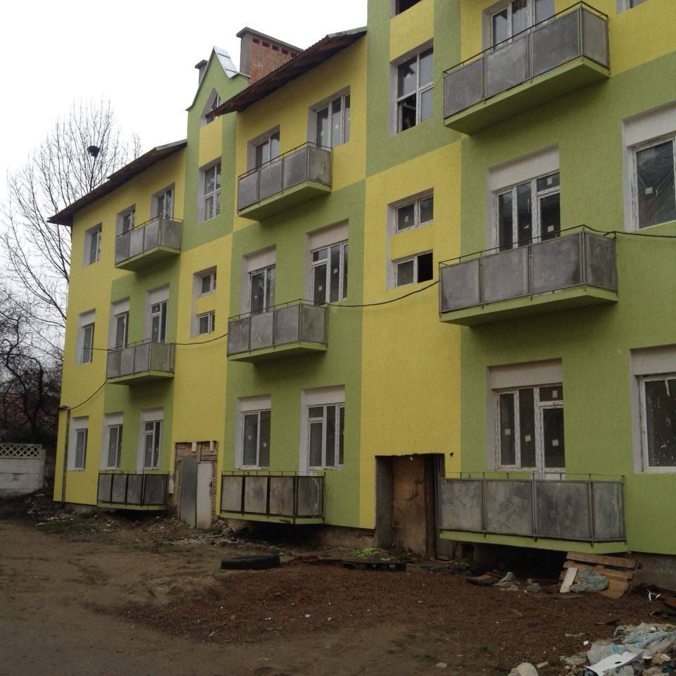 Мова про будівництво житла для військових Мукачівського військового гарнізону.
