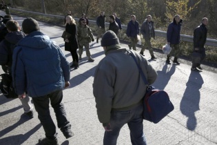 Обмен пленными может состояться в четверг, 25 февраля. Об этом заявила представитель так называемой «Луганской народной республики» в рабочей подгруппе контактной группы по гумпитань и обмена пленными.