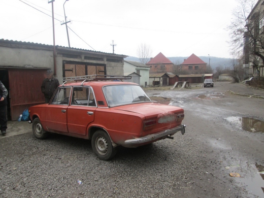 Співробітники Мукачівського відділення поліції затримали 19-річного хлопця, який намагався викрасти автомобіль у селі Кольчино. 