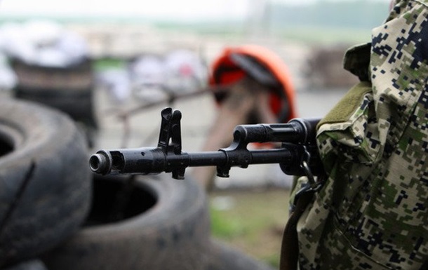 В воскресенье, 22 января, на Донбассе со стороны сепаратистов зафиксировано 24 обстрелы, четверо военных ВСУ получили ранения, сообщили в пресс-центре штаба АТО.