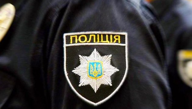 Наразі поліцейські Дубівського відділення поліції розслідують резонансні справи з обкрадання позашляховиків.

