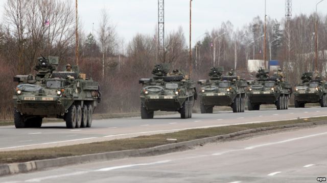 Три колонны военной техники Соединенных Штатов Америки 29 марта въезжают в Чехию, проезжая транзитом из Польши в Германию.
