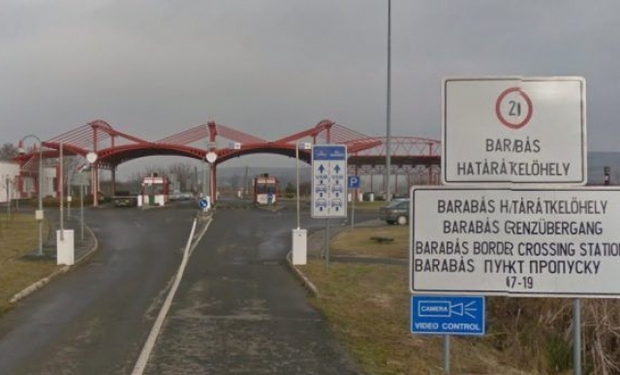 Через пошкодження ліній електропередач в Закарпатті два КПП на кордоні з Угорщиною не працюють.