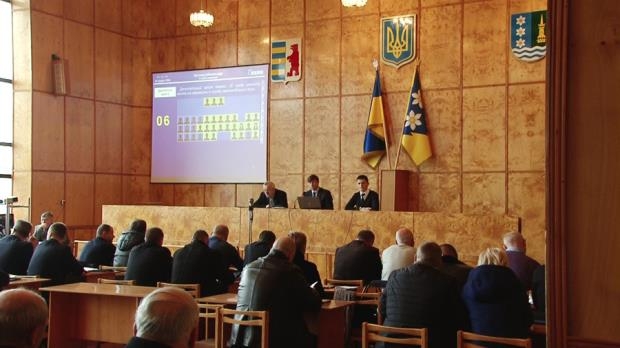 IV заседание VI сессии Хустского районного совета VII созыва закончилось, так и не начавшись.
