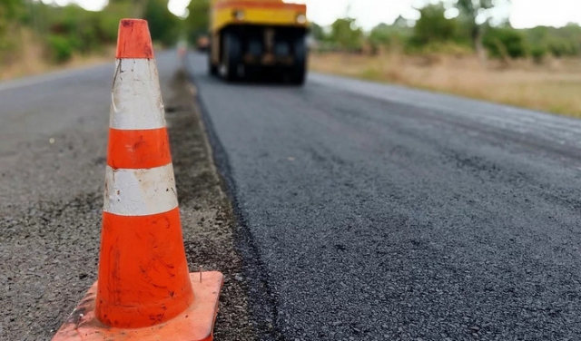 Міська рада Мукачева звернулась до уряду аби мати можливість розпочати ремонт доріг.