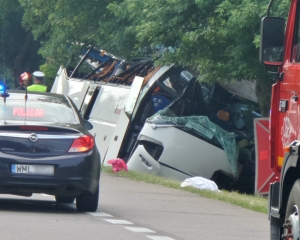 У Польщі в результаті зіткнення мікроавтобуса тп легкового автомобіля біля населеного пункту Ігнацево постраждали 12 громадян України 