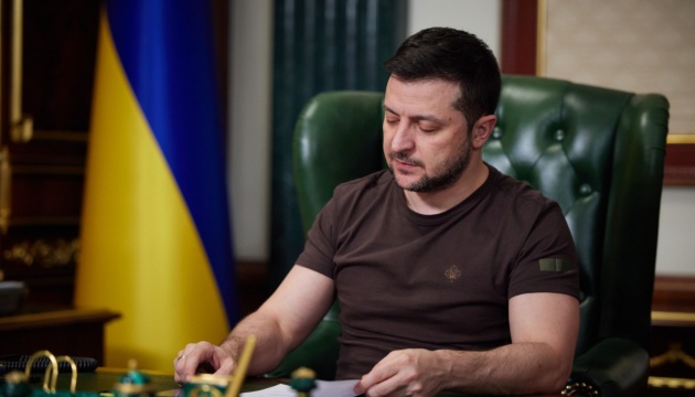 Відпустки та звільнення військових: Президент України підписав нові зміни в законах