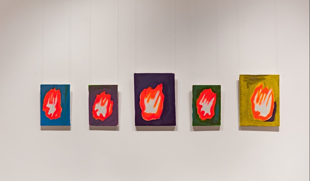 8 лютого в приміщенні арт-центру Ужгорода відкрилася персональна виставка закарпатського художника, який живе і працює у Великобританії та Німеччині, Павла Керестея.