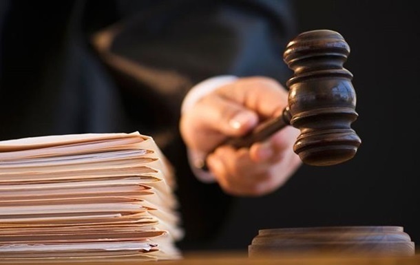 Суд покарав кропивницького вчителя фізкультури, який влаштував бійку на очах школярів.