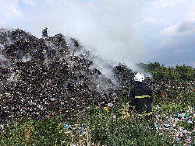 О 20:45 21 червня пожежу на полігоні твердих побутових відходів у с. Дубрівка Іршавського району ліквідовано.