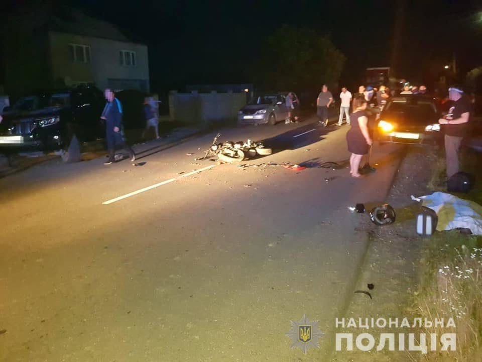 Вчера, 22 июля, около 22 часов в полицию поступило сообщение о ДТП в селе Ботар, что на Виноградовщине. По вызову выехала следственно-оперативная группа местного отделения полиции.