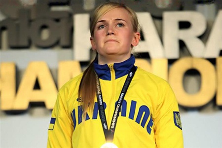 Українська каратистка Аніта Серьогіна виграла бронзову нагороду на чемпіонаті світу в Лінці, Австрія.