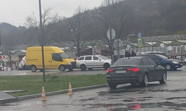 Дорожньо-транспортна пригода трапилася в Мукачеві поблизу поблизу 