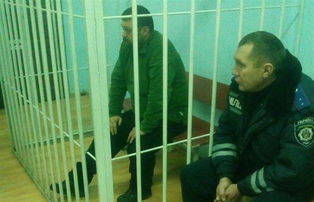 Ужгородский межрайонный суд сегодня ночью избрал меру пресечения в виде содержания под стражей без возможности залога относительно бойца 