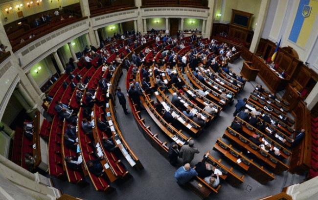 Народні депутати Верховної Ради України VIII скликання за два роки своєї каденції виконали менше 50% передвиборчих обіцянок.

