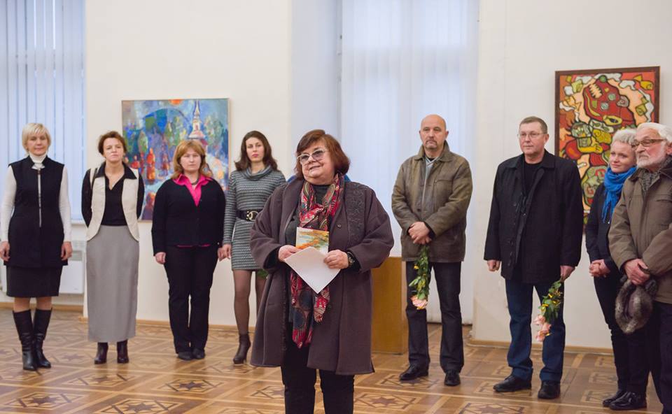 6 грудня  у виставковому залі Закарпатського обласного художнього музею ім. Й. Бокшая відкрилася спільна виставка, в якій взяли участь шестеро закарпатських художниць.