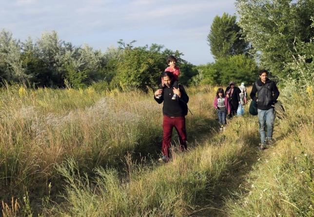 Парламент Венгрии принял закон, ужесточающий правила предоставления убежища. Документ принят с целью остановить поток нелегальных мигрантов.