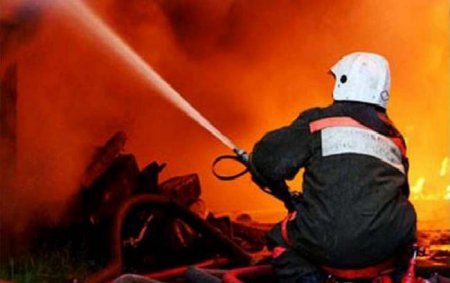 Управление ДСНС Украины в Закарпатской области сообщает о пожаре за период выходных. В частности, горело несколько домов.