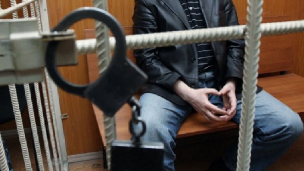 Крадія-рецидивіста з Ужгорода засудили за чергову серію крадіжок до 5 років за ґратами.