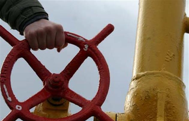 Жители села Копыновцы утверждают, что со вчерашнего дня населенный пункт отрезан от газоснабжения. 