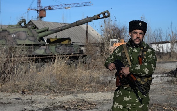 В ДНР підписали план відведення важких озброєнь